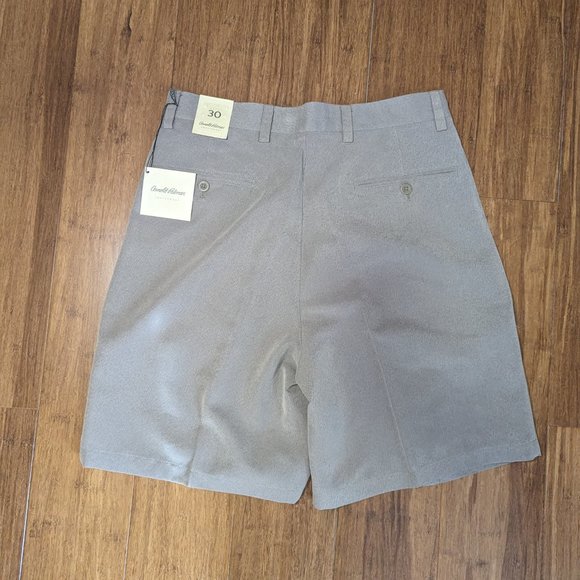 Arnold Palmer Khaki Tan Pleated Shorts - Picture 3 of 10